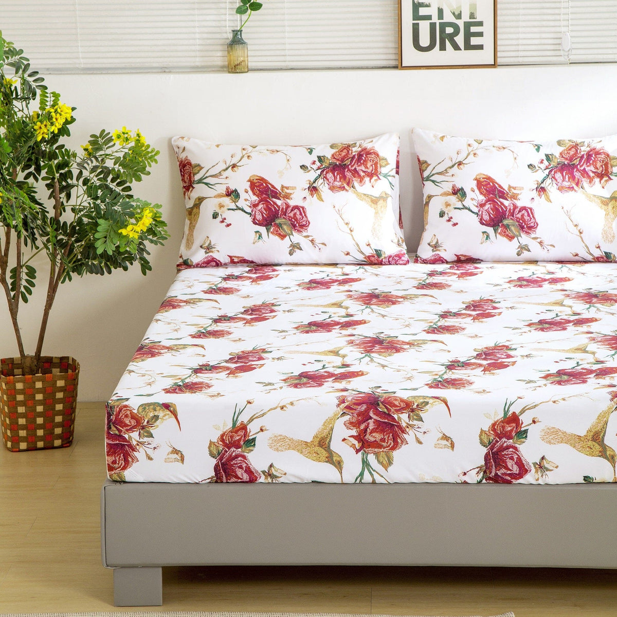 Tache Floral Hummingbirds Burgundy White Vintage Rose Garden Bed Sheet Set (SD-7676)