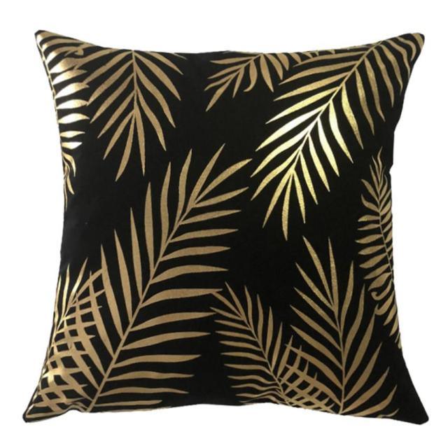 Golden Love Leaves Bronzing Cushion Decorative Pillow Black And Gold Pillow Cover Home Pillowcases Velvet Home Decor Sofa Pillows Cover 45x45CM